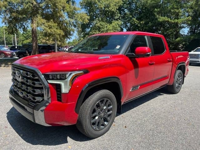 2025 Toyota Tundra 4WD Platinum Hybrid — photo 1 of 13