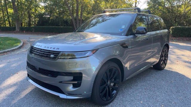 2025 Land Rover Range Rover Sport Dynamic SE — photo 1 of 13