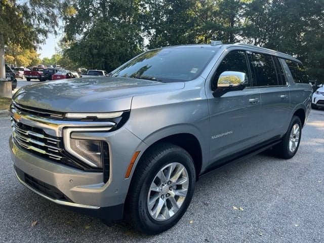 2026 Chevrolet Suburban Premier — photo 1 of 13
