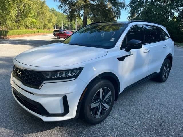 2022 Kia Sorento S — photo 1 of 13