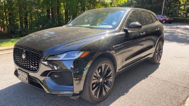 2024 Jaguar F-PACE R-Dynamic S — photo 1 of 13