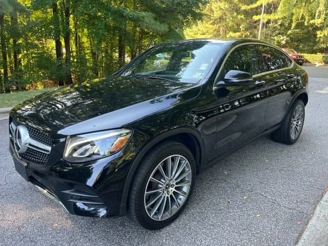 2018 Mercedes-Benz GLC GLC 300 — photo 1 of 13