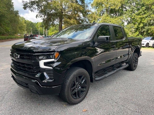 2025 Chevrolet Silverado 1500 LT Trail Boss — photo 1 of 13