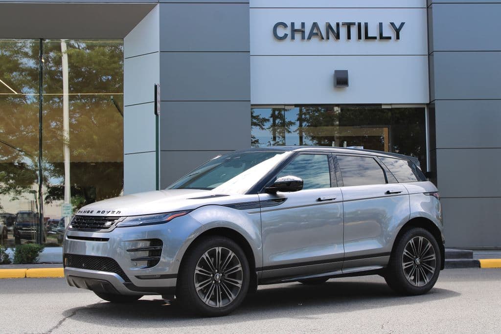 2026 Land Rover Range Rover Evoque Dynamic SE — photo 1 of 27