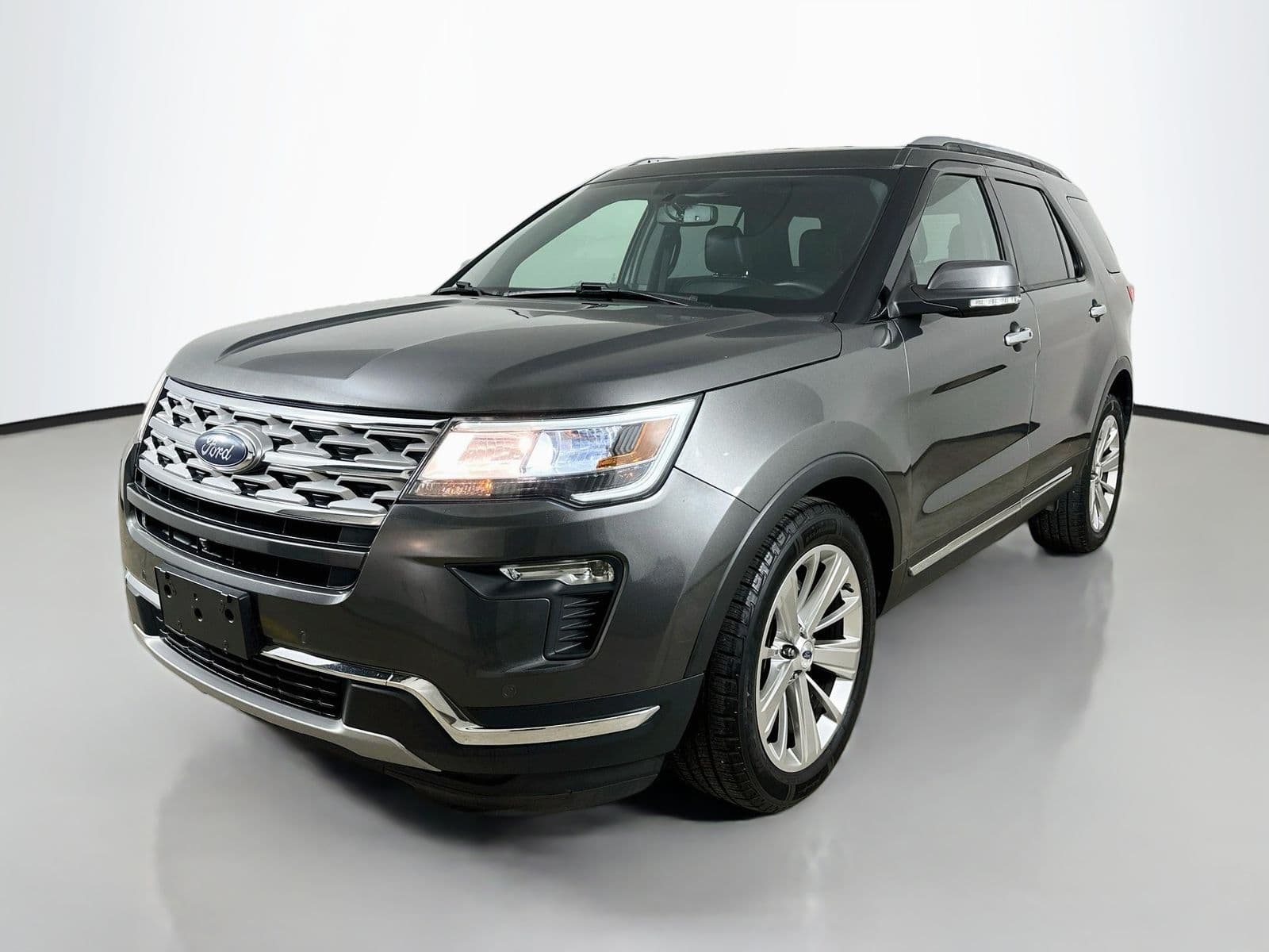 2019 Ford Explorer Limited — photo 1 of 47