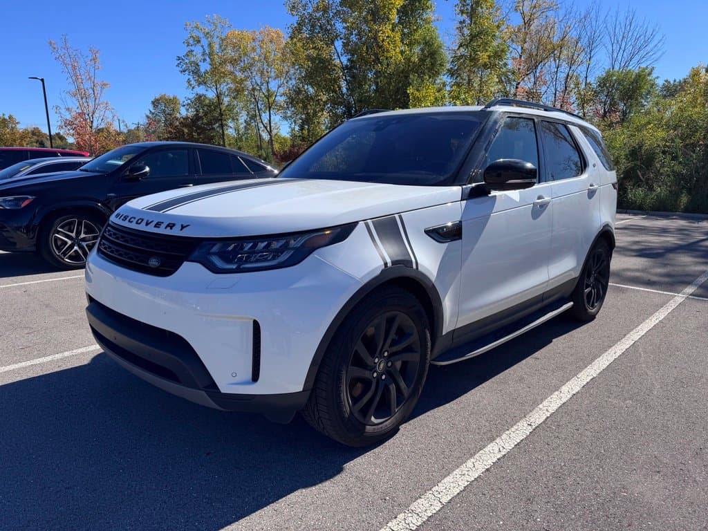 2018 Land Rover Discovery HSE — photo 1 of 14