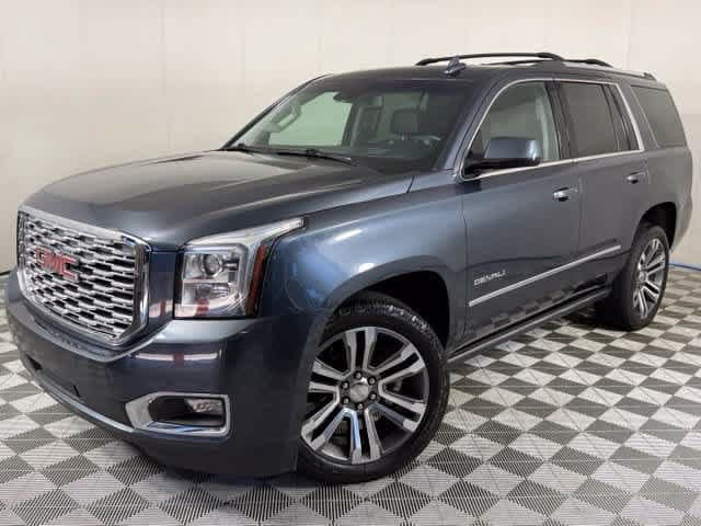 2019 GMC Yukon Denali — photo 1 of 30