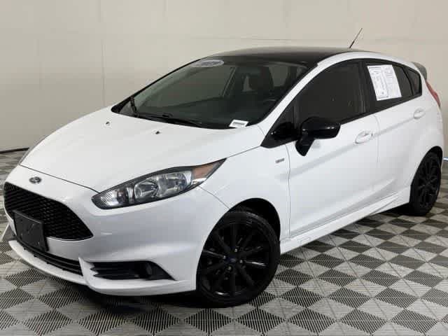 2019 Ford Fiesta ST Line — photo 1 of 31