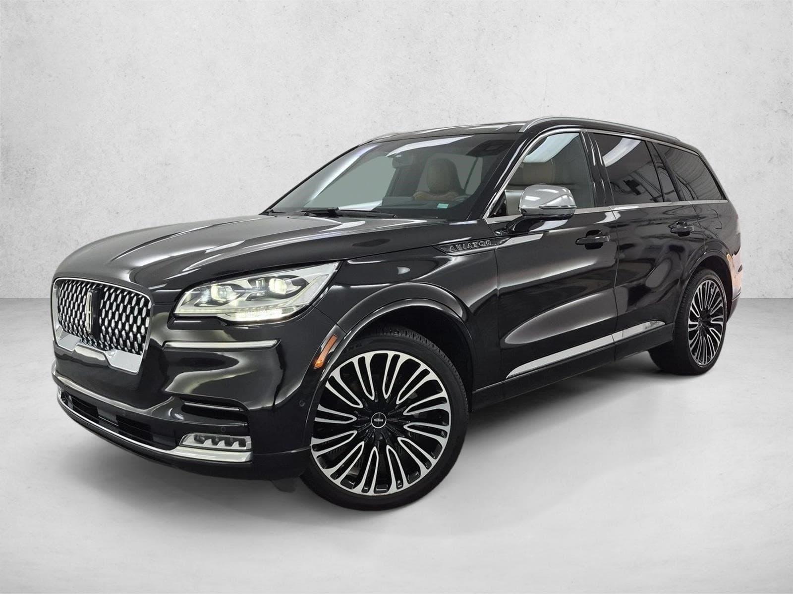 2022 Lincoln Aviator Black Label — photo 1 of 30