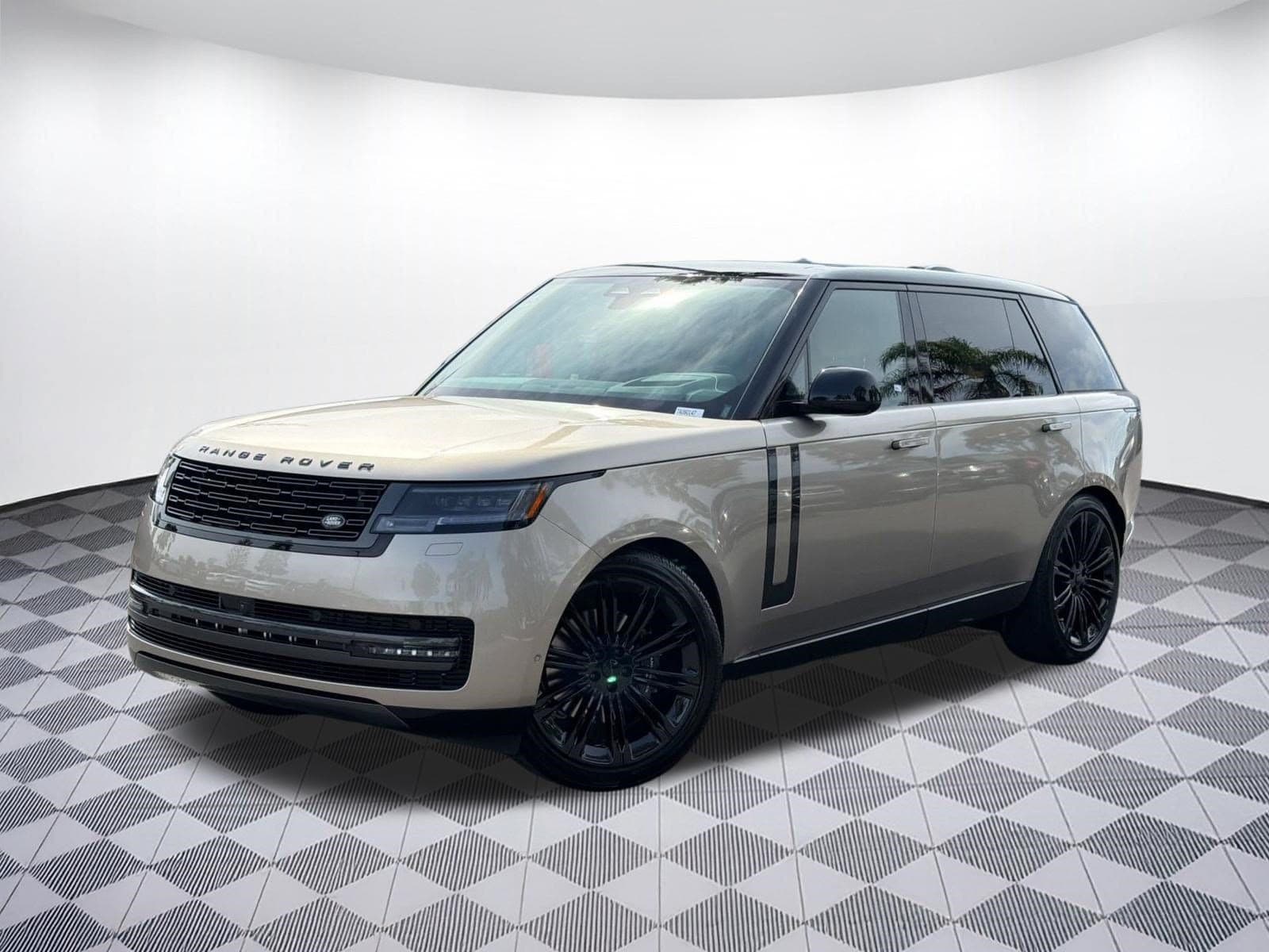 2026 Land Rover Range Rover SE — photo 1 of 31