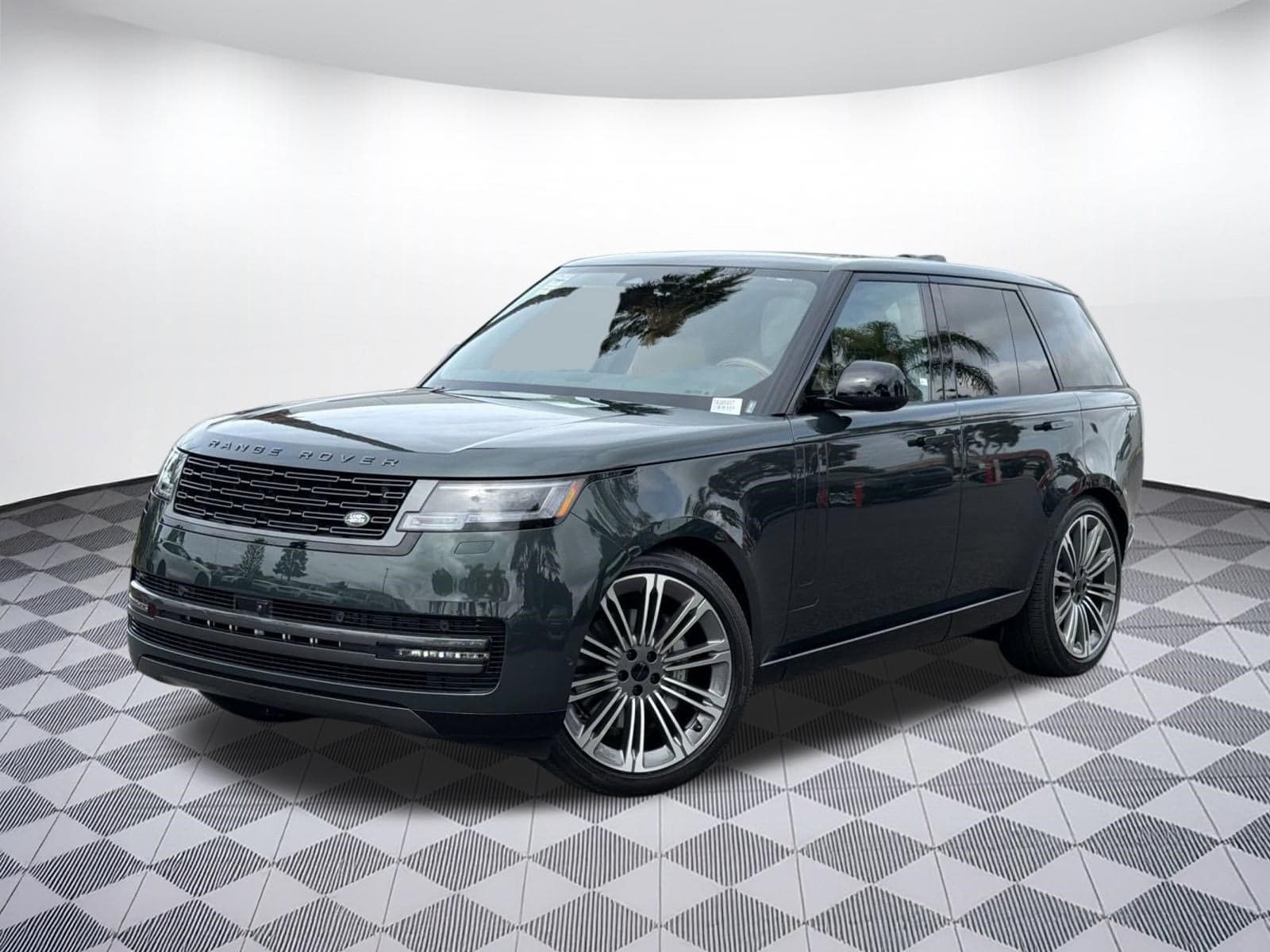 2026 Land Rover Range Rover SE — photo 1 of 31