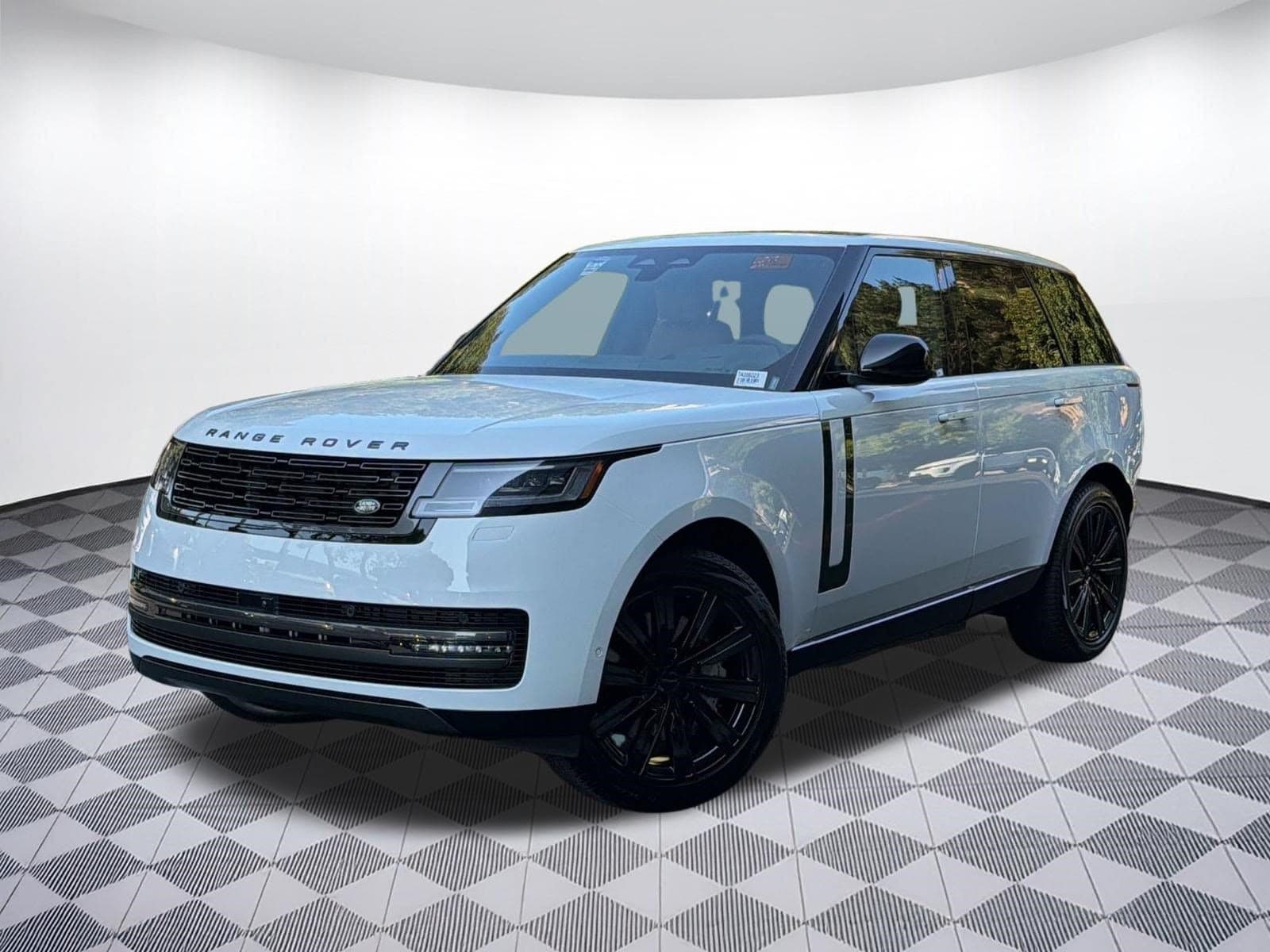 2026 Land Rover Range Rover SE — photo 1 of 31
