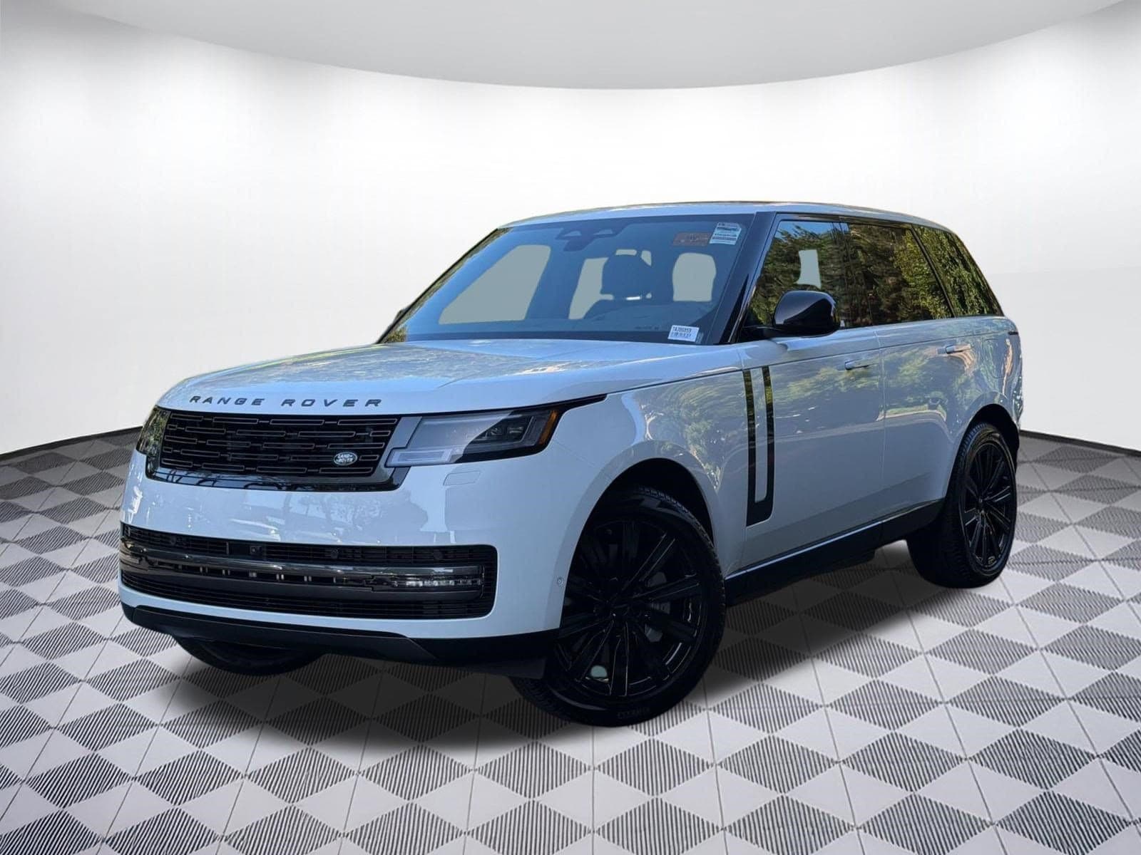 2026 Land Rover Range Rover SE — photo 1 of 31