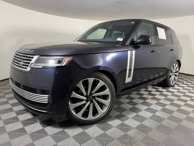 2025 Land Rover Range Rover Base — photo 1 of 31