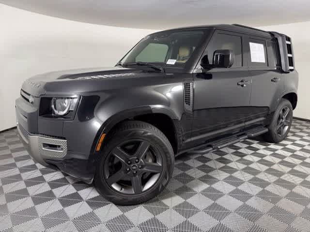 2025 Land Rover Defender X-Dynamic SE — photo 1 of 31