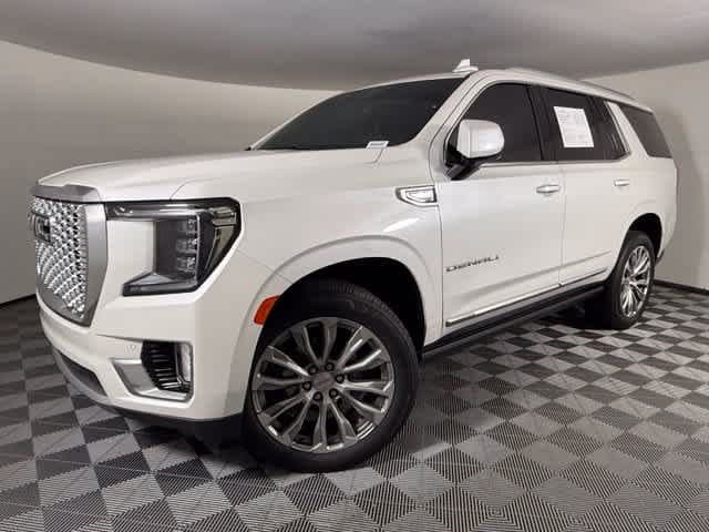 2021 GMC Yukon Denali — photo 1 of 33