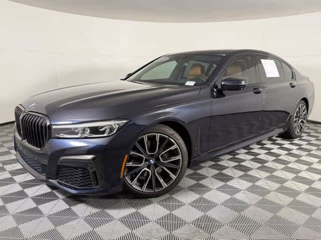 2022 BMW 7 Series 740i — photo 1 of 34