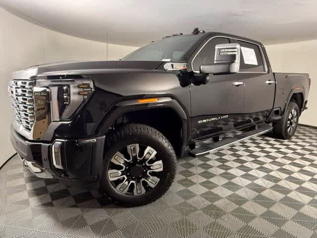 2026 GMC Sierra 2500HD Denali — photo 1 of 31