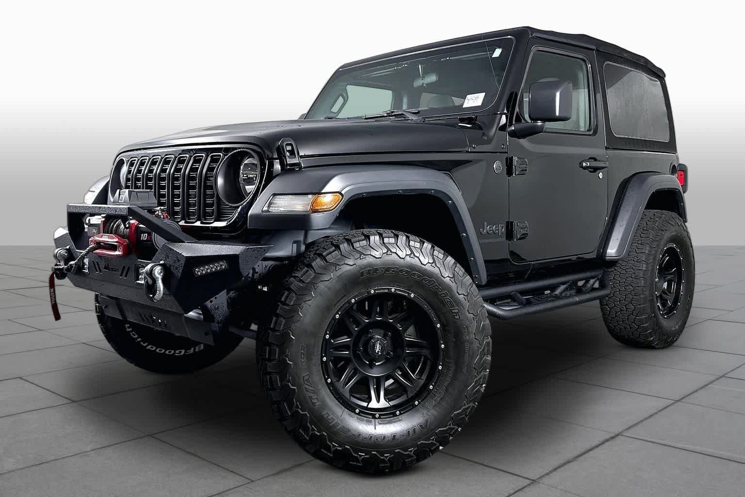 2024 Jeep Wrangler Sport — photo 1 of 32