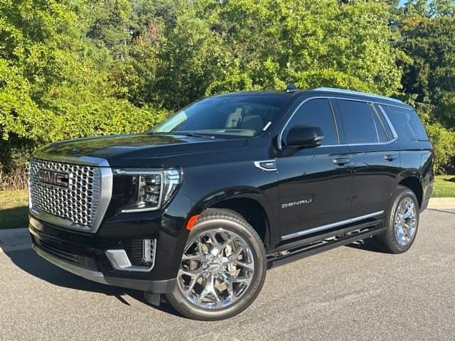 2021 GMC Yukon Denali — photo 1 of 13