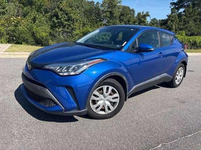 2020 Toyota C-HR LE — photo 1 of 13