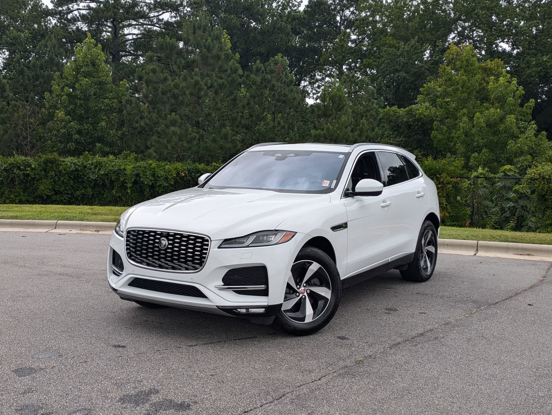 Foto de 2021 Jaguar F-PACE S