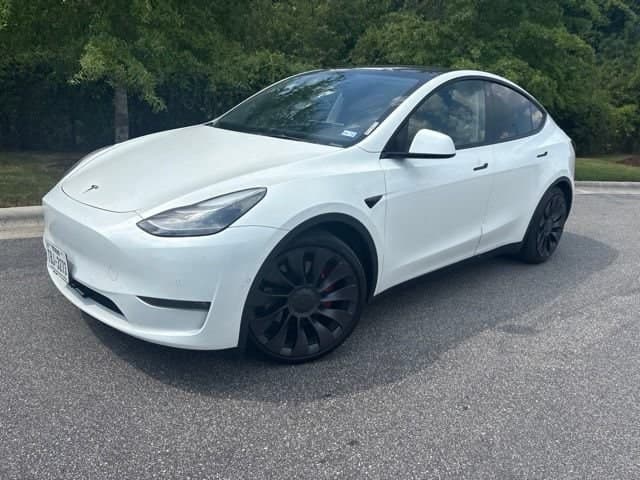 2022 Tesla Model Y Performance — photo 1 of 13
