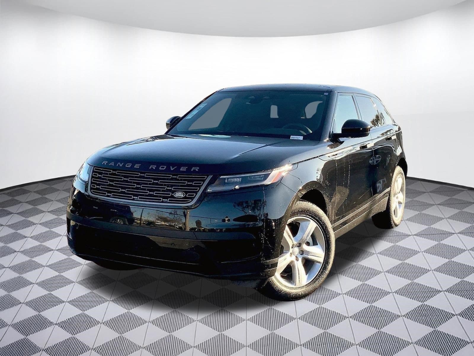 2025 Land Rover Range Rover Velar S — photo 1 of 15
