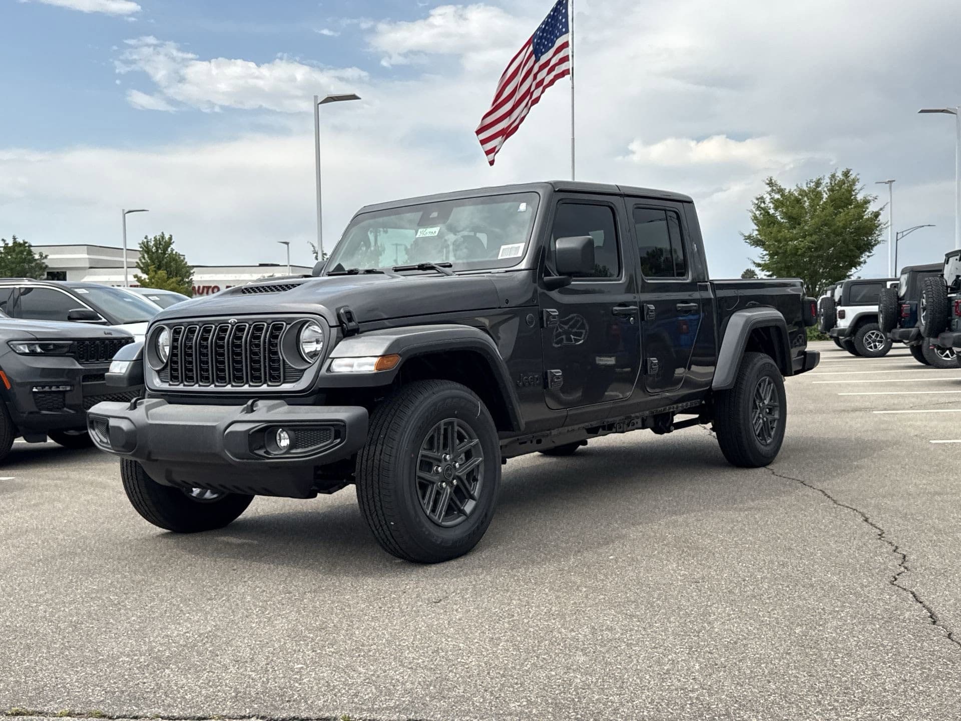 Foto de 2025 Jeep Gladiator Sport S