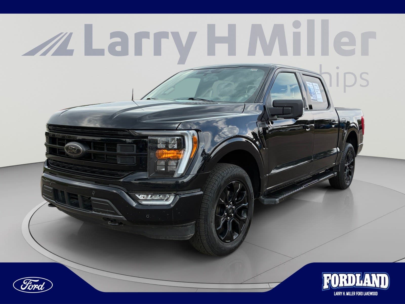 2023 Ford F-150 XLT — photo 1 of 34