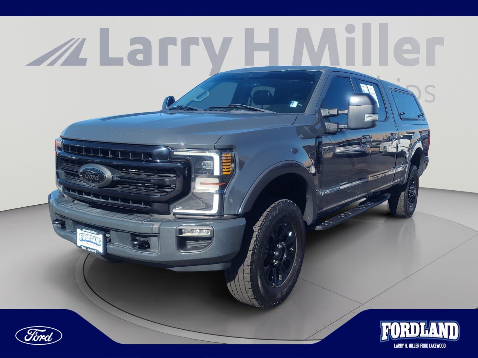 2021 Ford Super Duty F-250 SRW LARIAT — photo 1 of 10