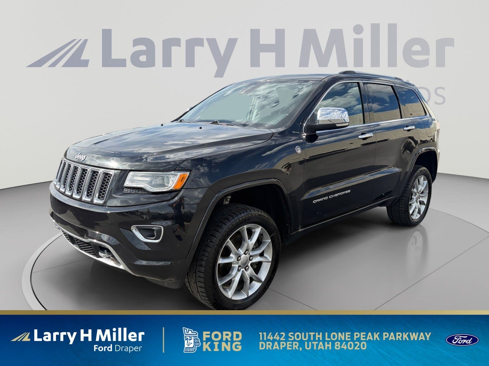 2016 Jeep Grand Cherokee Overland — photo 1 of 34
