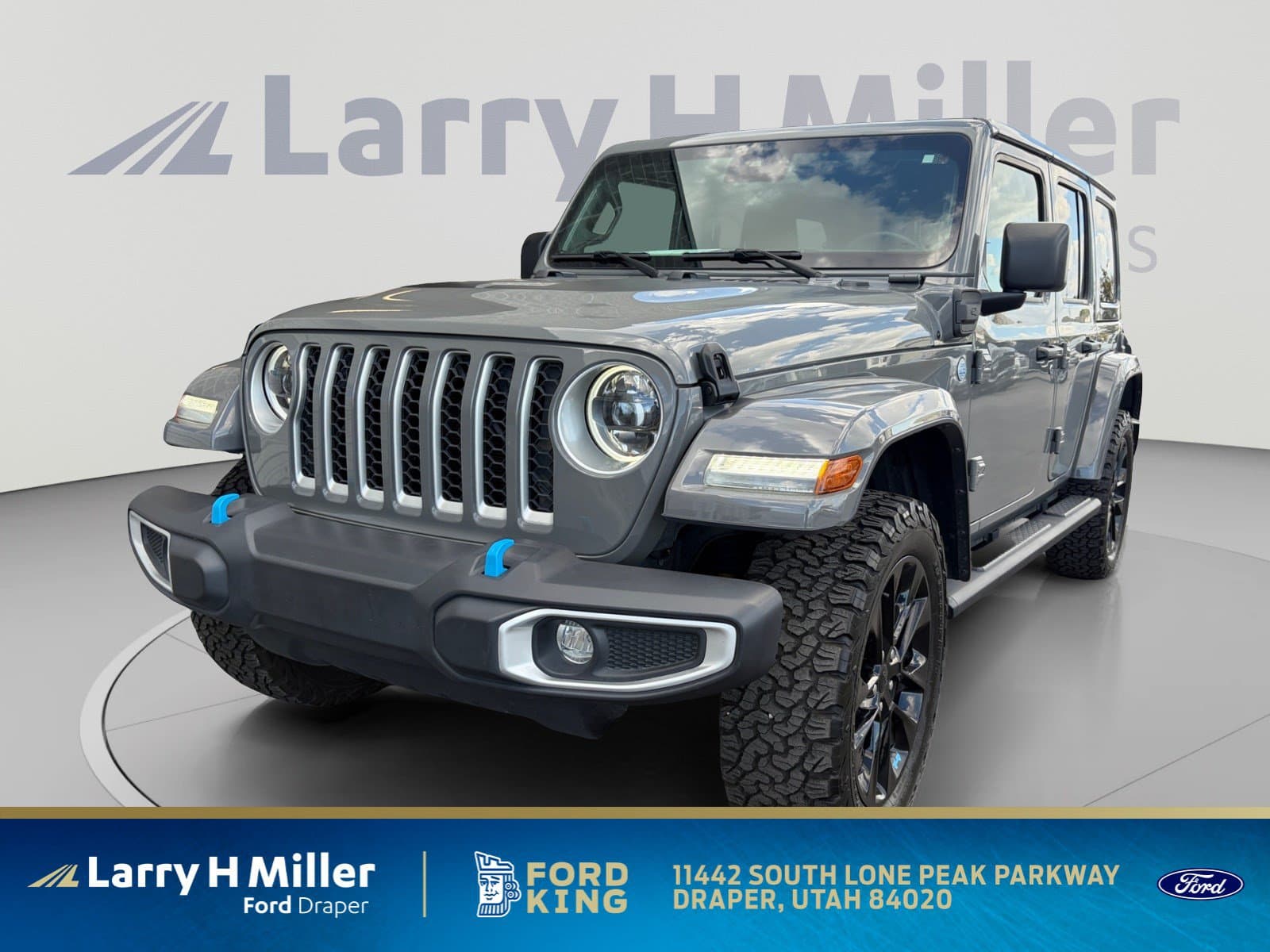 2023 Jeep Wrangler 4xe Sahara — photo 1 of 34
