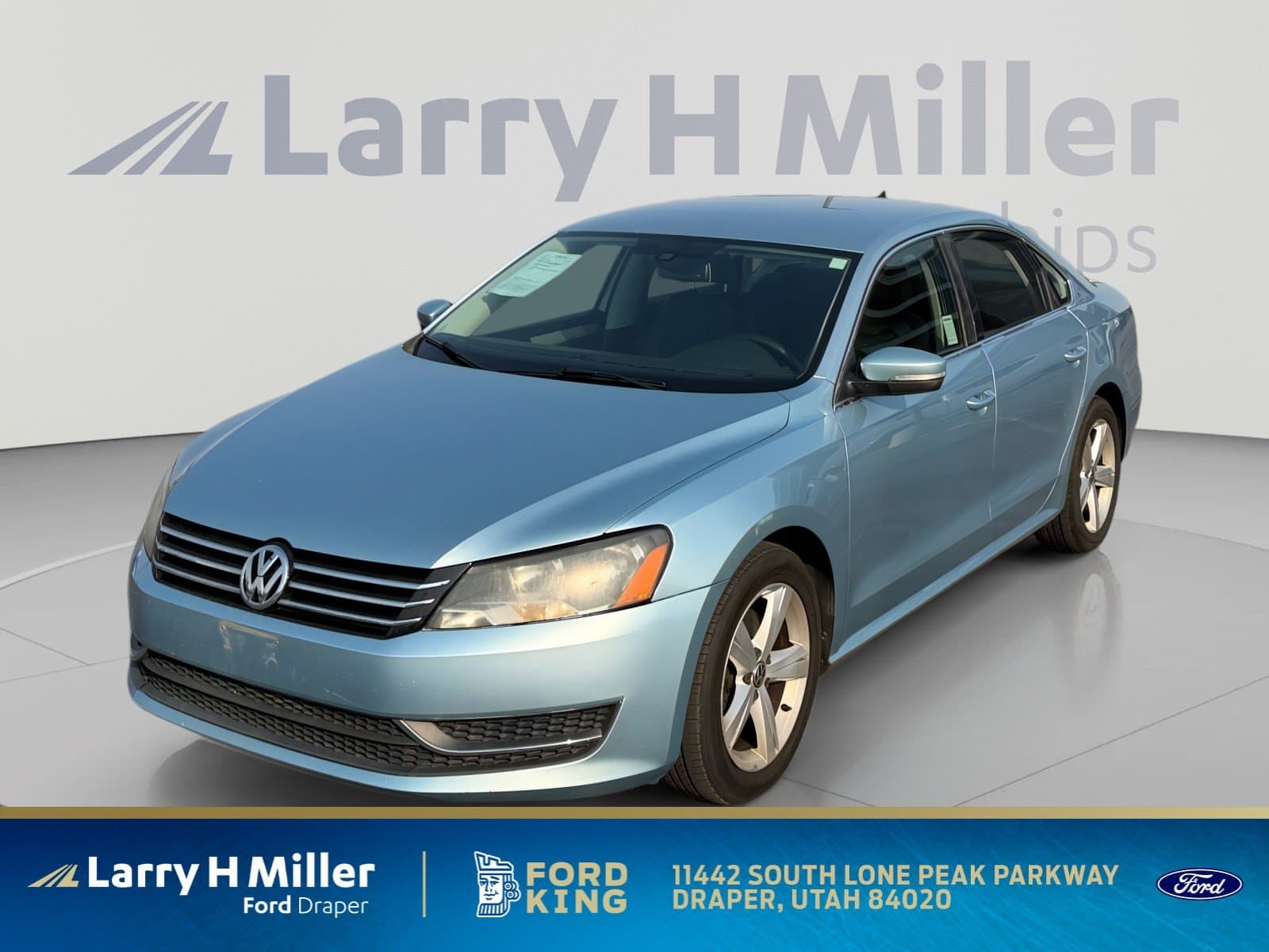 2013 Volkswagen Passat 2.5 SE — photo 1 of 34