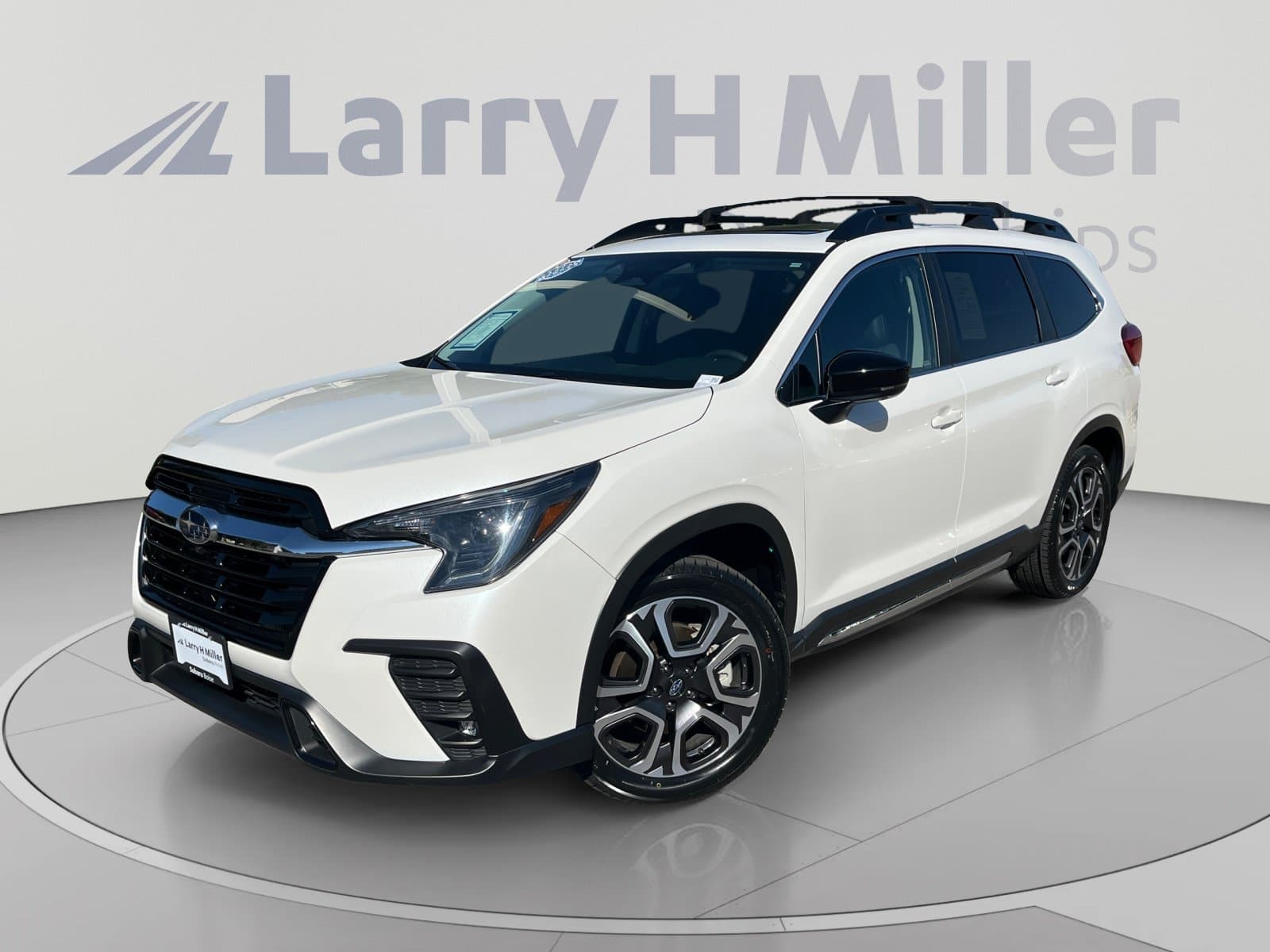 2025 Subaru Ascent Limited — photo 1 of 35