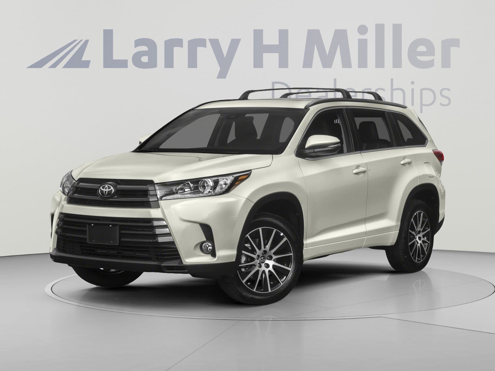 2019 Toyota Highlander XLE — photo 1 of 11