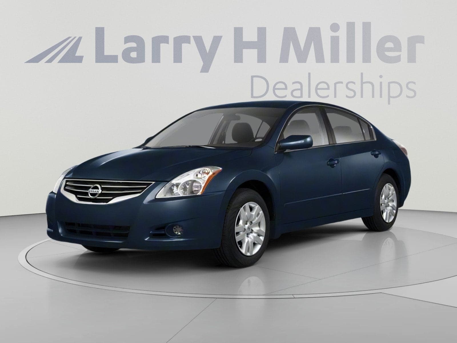 2010 Nissan Altima 2.5 S — photo 1 of 16