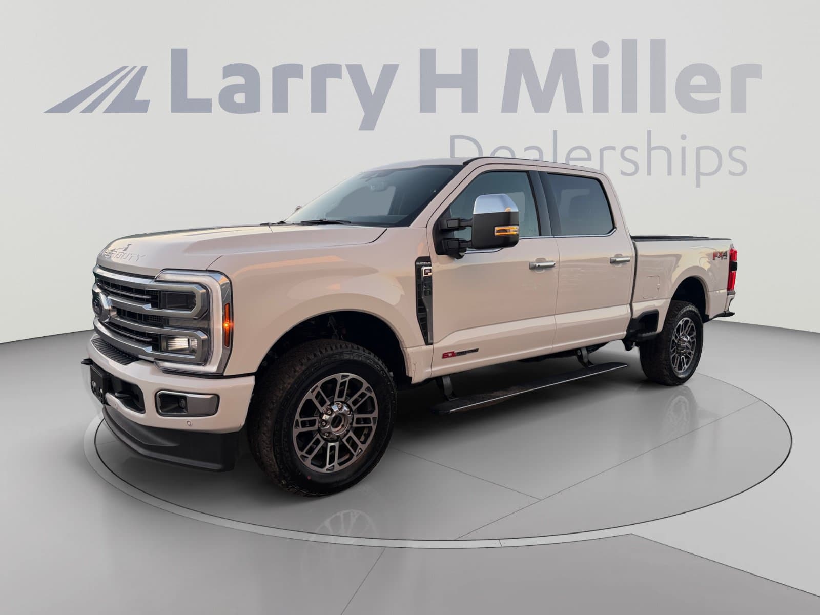2026 Ford Super Duty F-250 SRW Platinum — photo 1 of 36