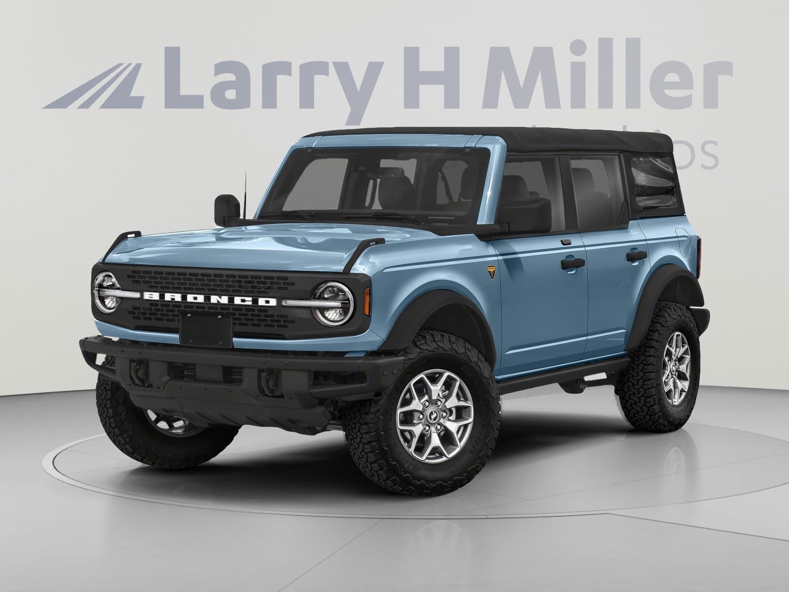 2022 Ford Bronco Badlands — photo 1 of 13