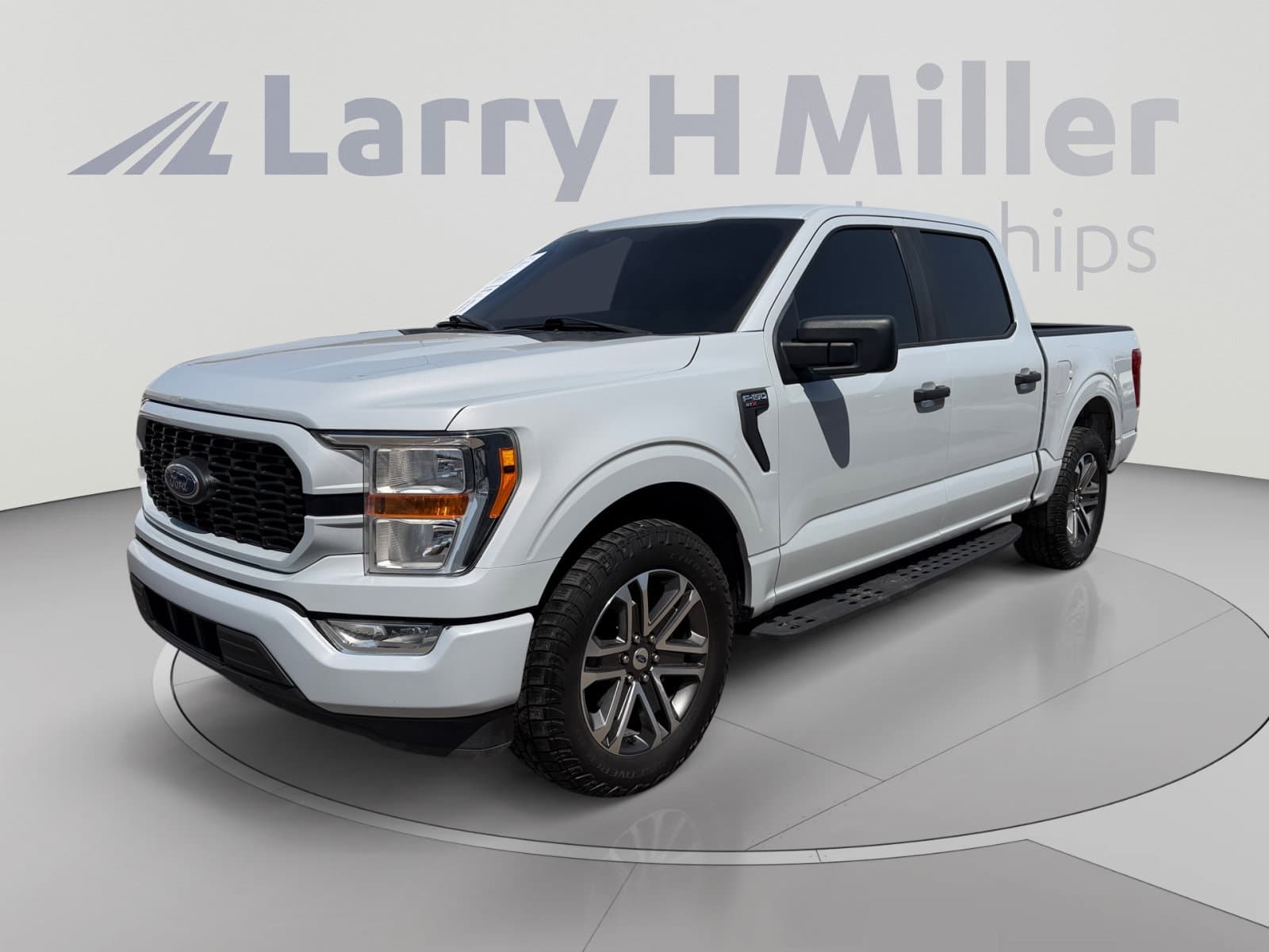 2022 Ford F-150 XL — photo 1 of 36