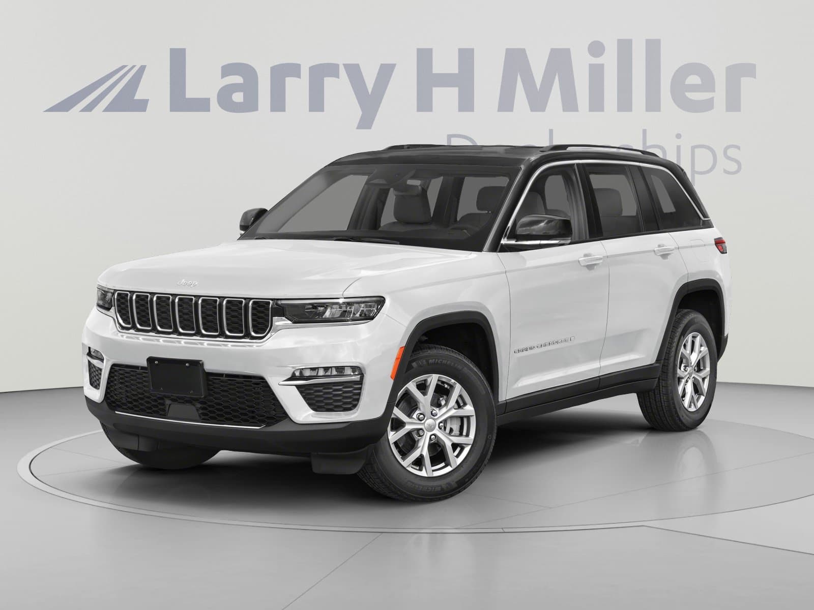 2023 Jeep Grand Cherokee Summit Reserve — photo 1 of 11
