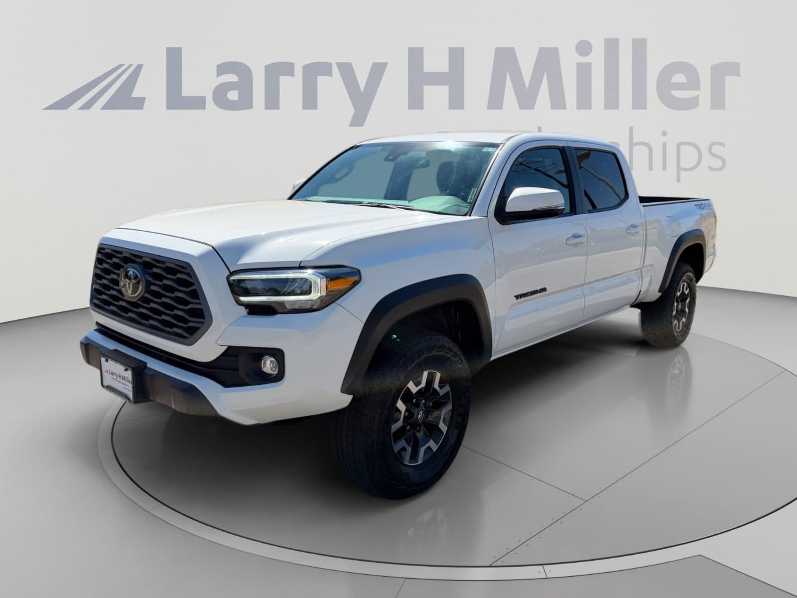 2023 Toyota Tacoma 4WD TRD Off Road — photo 1 of 35