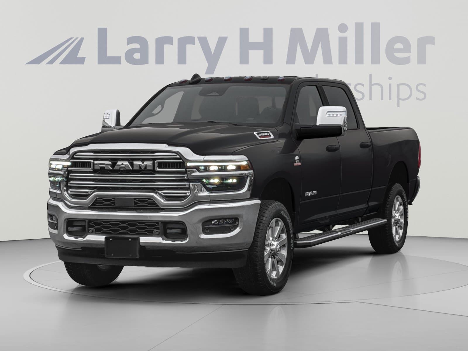 2027 RAM 2500 Laramie — photo 1 of 8