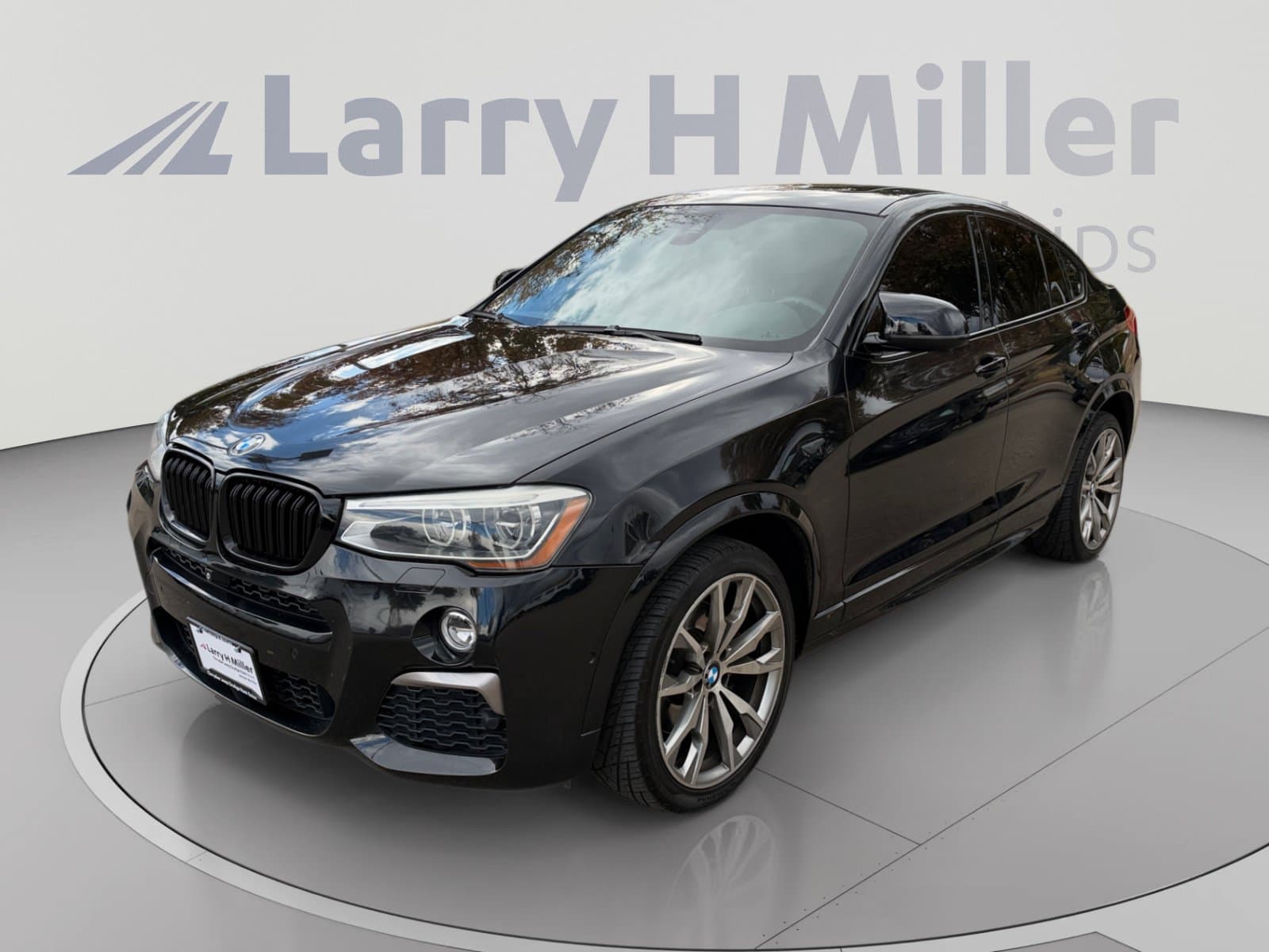 2017 BMW X4 M40i — photo 1 of 34