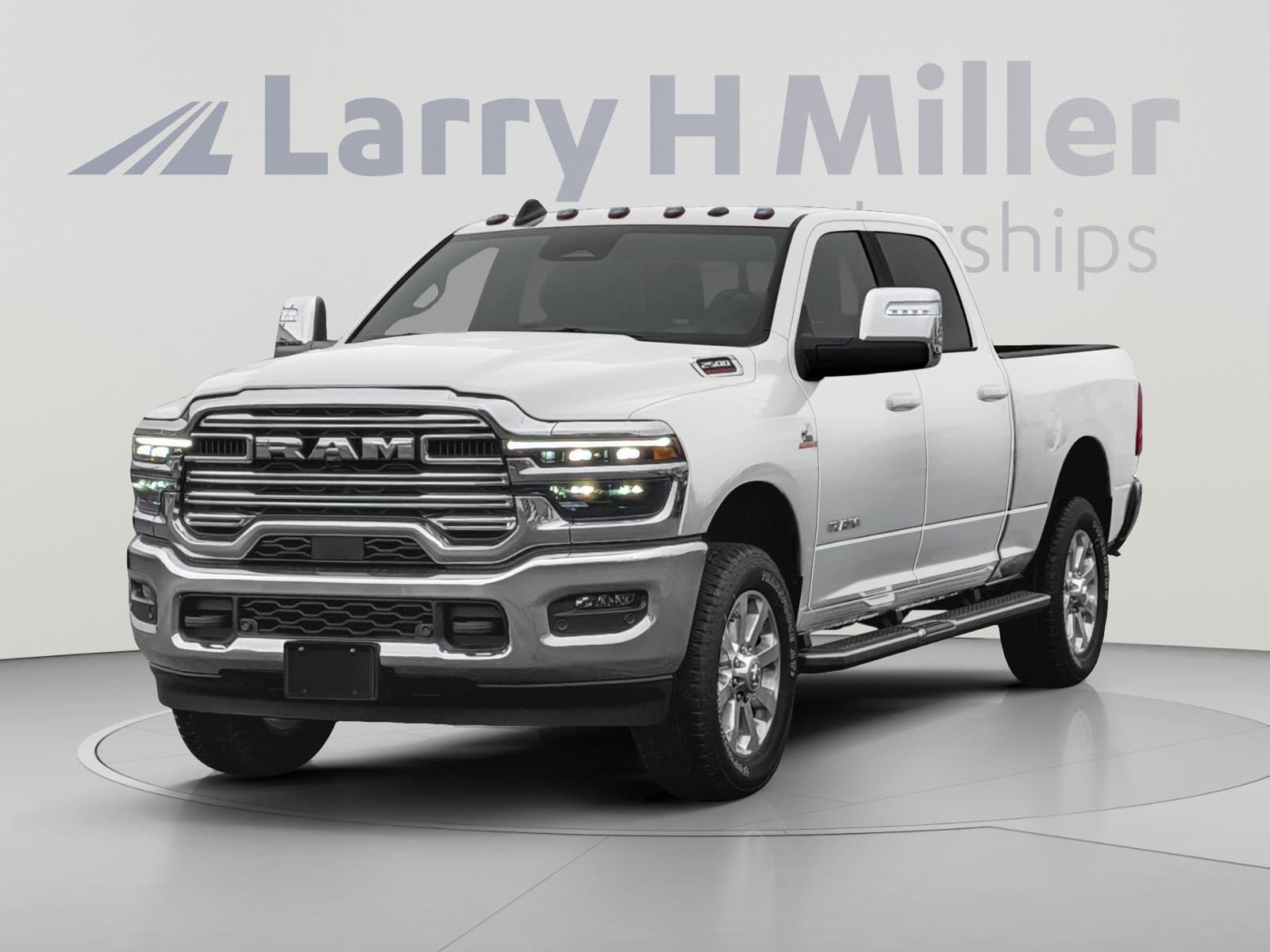 2027 RAM 2500 Laramie — photo 1 of 8
