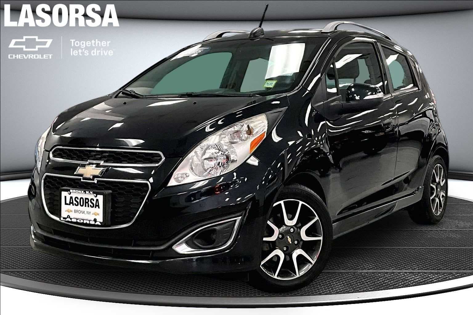 2015 Chevrolet Spark LT — photo 1 of 34