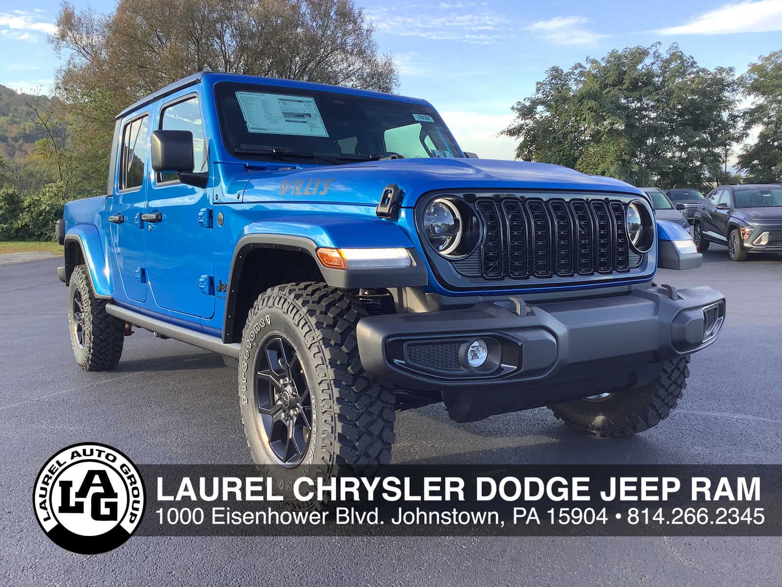 2027 Jeep Gladiator Willys — photo 1 of 34