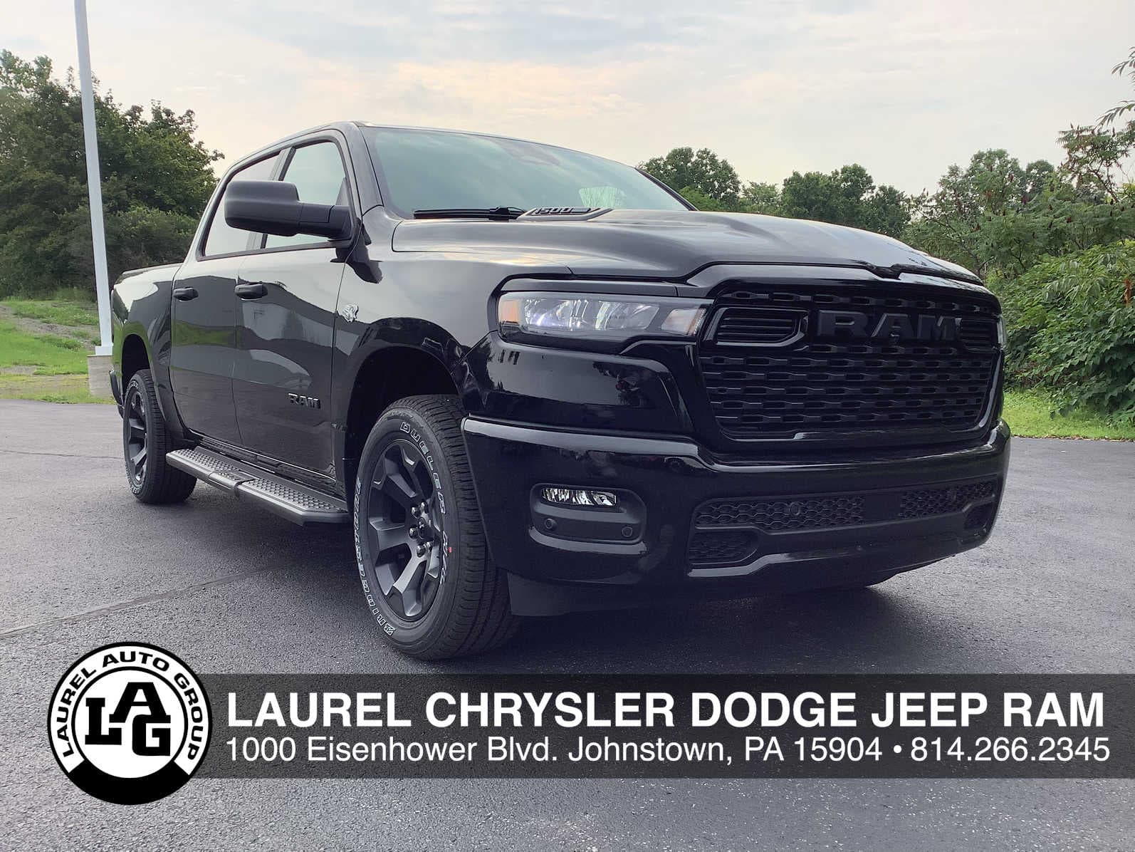 2026 RAM 1500 Express 4x4 Crew Cab 57 Box — photo 1 of 32