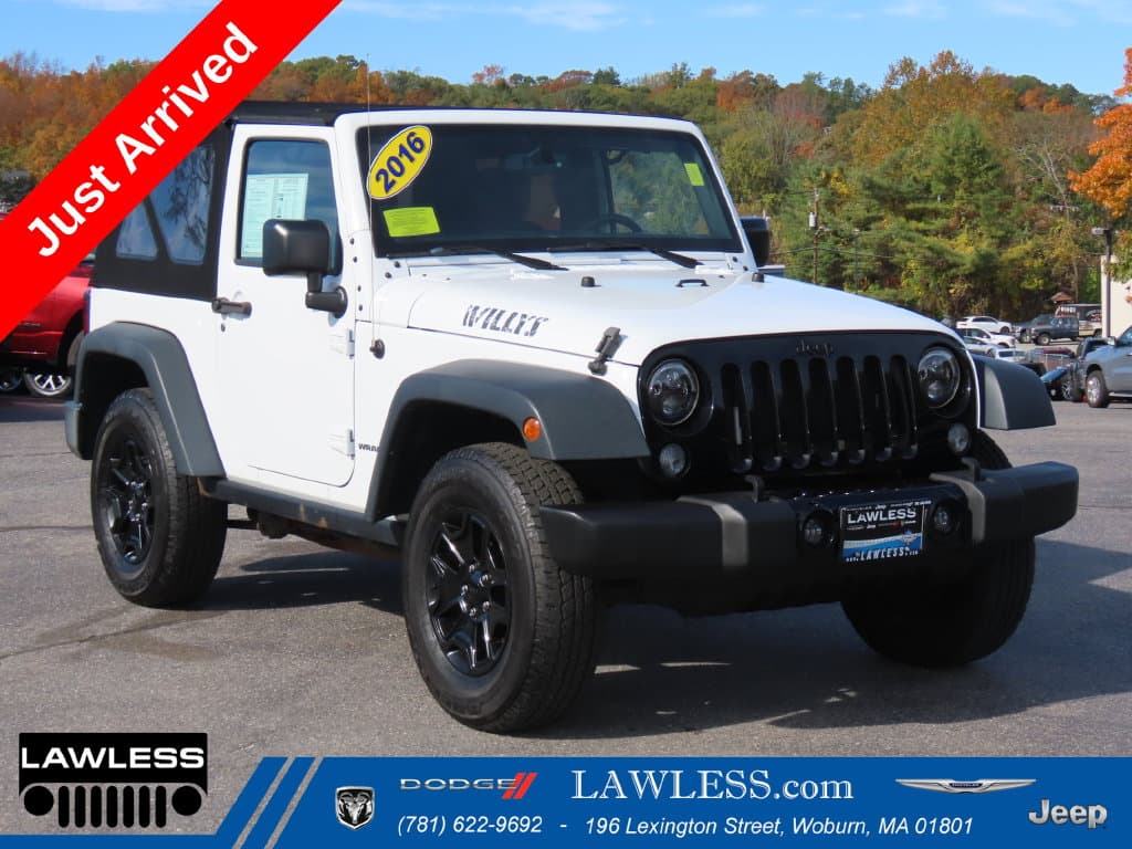 2016 Jeep Wrangler Sport — photo 1 of 28