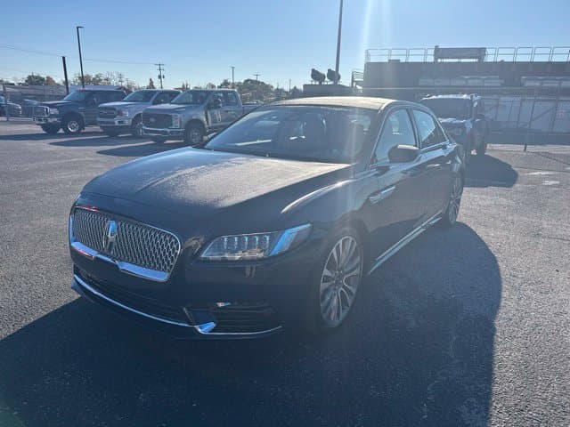 2019 Lincoln Continental Reserve — photo 1 of 21